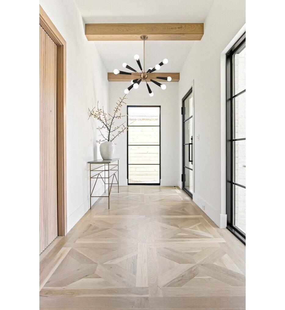 Zodiac 34" Chandelier