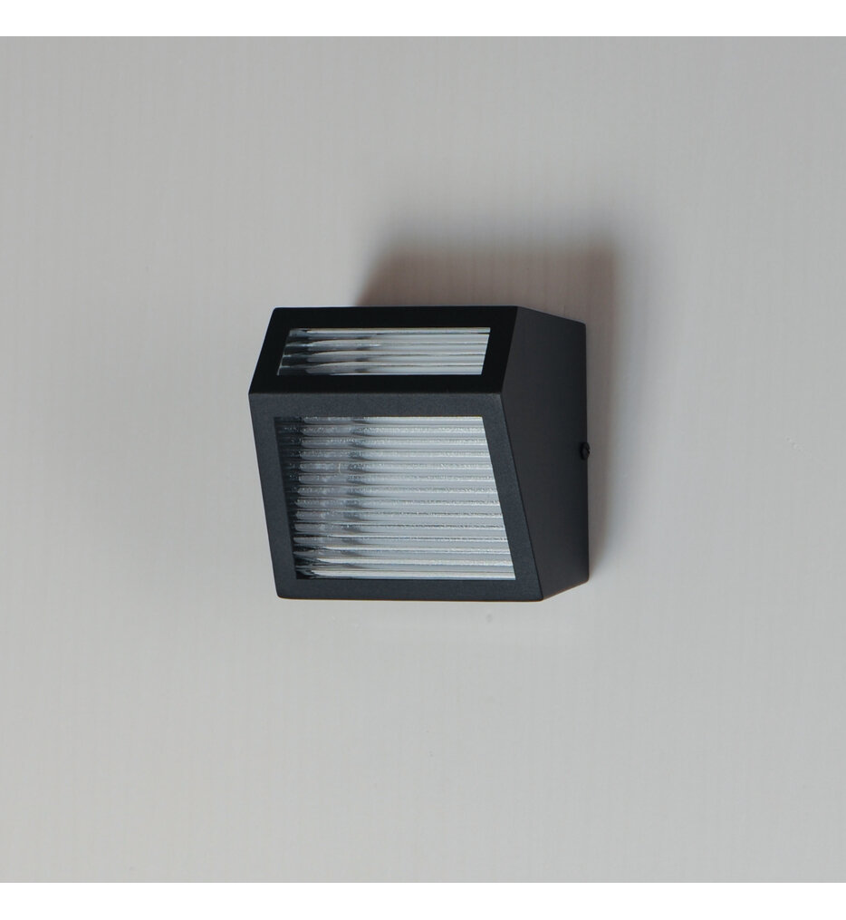 Totem 5" Outdoor Wall Sconce