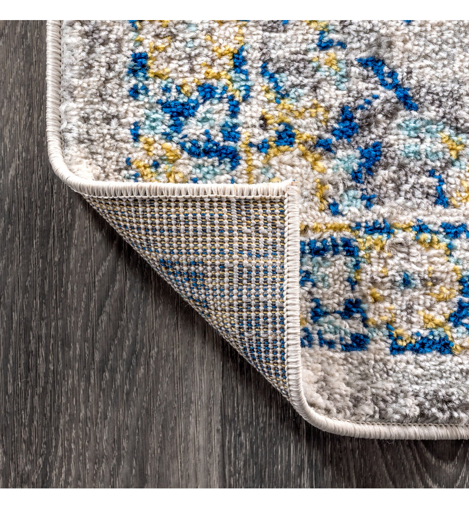 Modern Persian 4' by 6' Rug