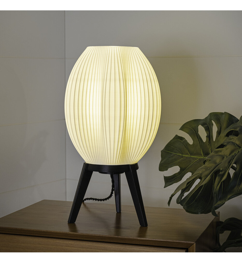 Wavy 16.5" Table Lamp