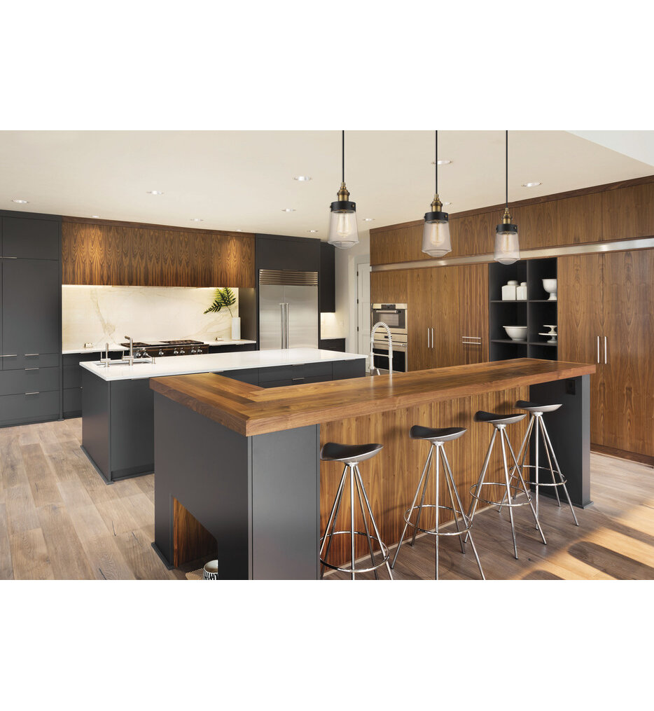 Macauley 4.75" Pendant