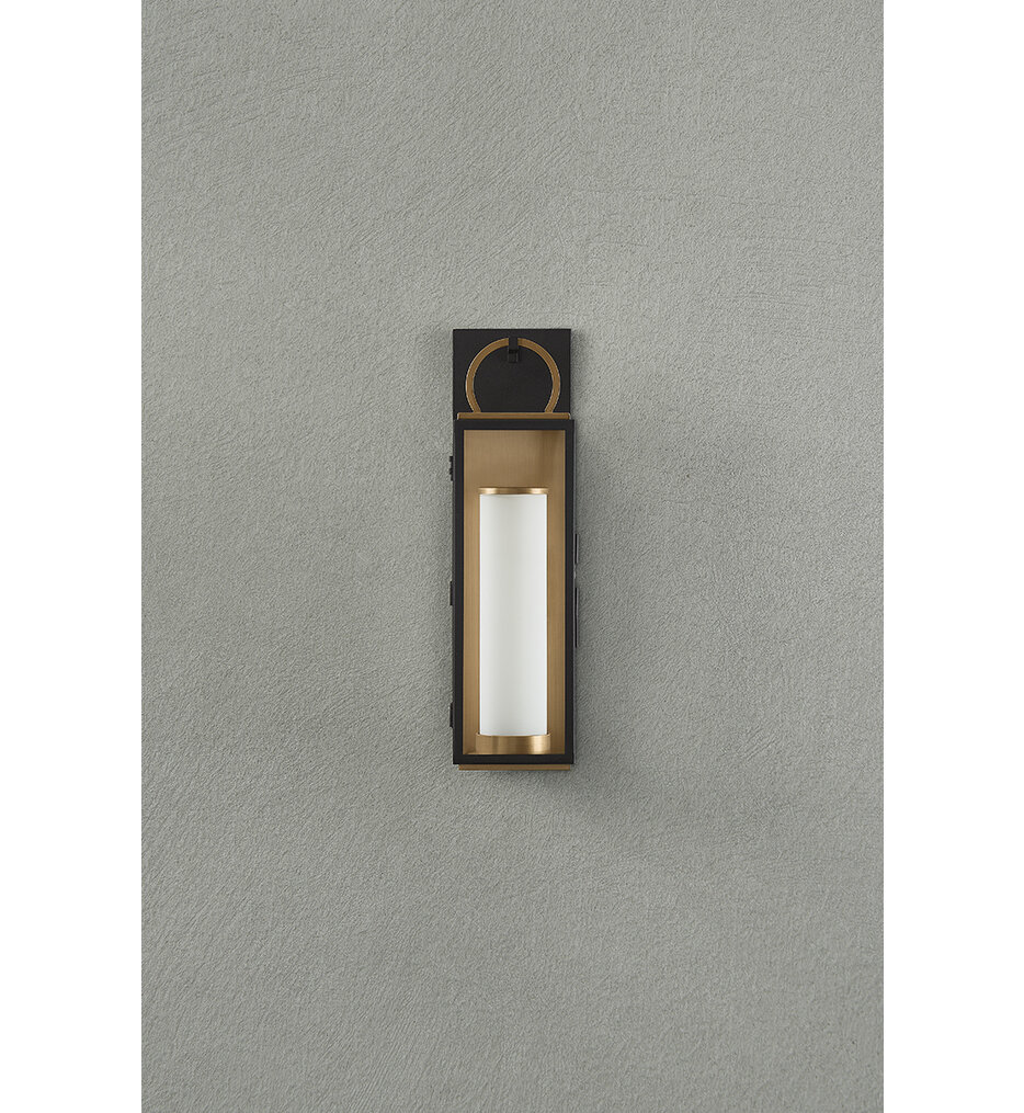 Gareth 18" Outdoor Sconce