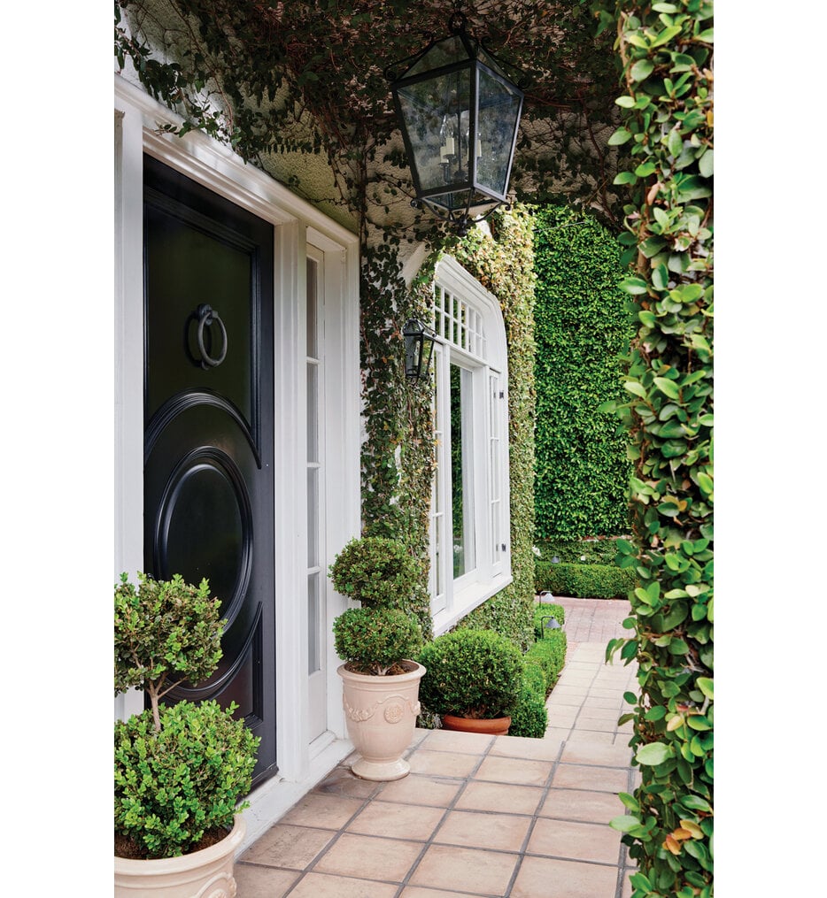 Santa Barbara County 27.25" Outdoor Lantern