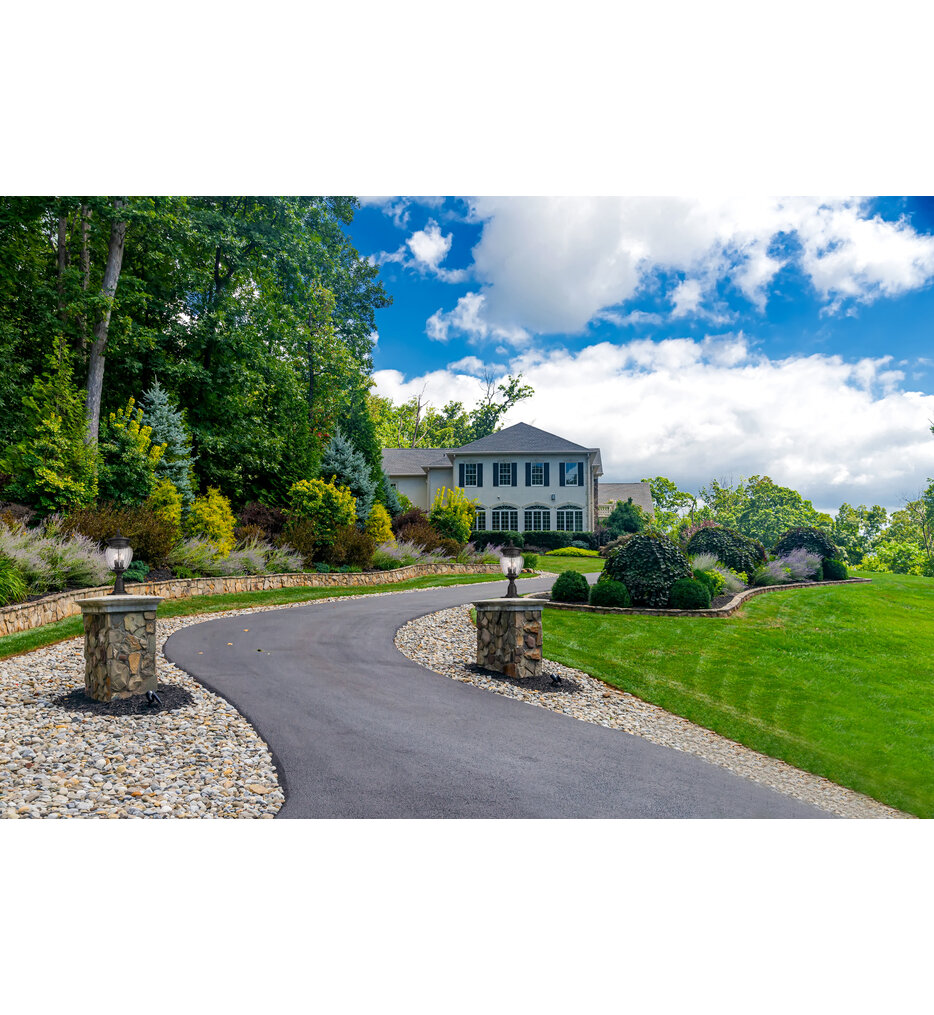 Davina 22.25" Outdoor Pier Mount