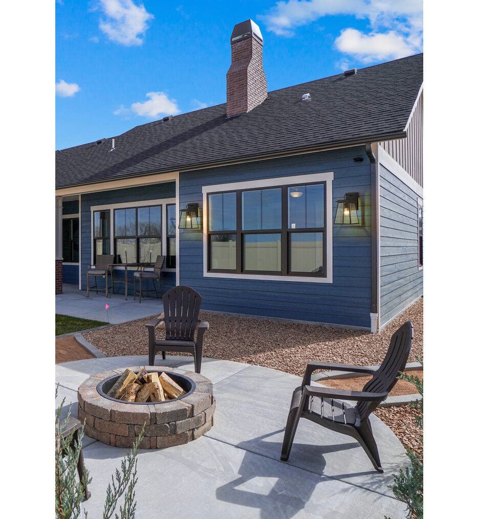 Broughton 14.25" Outdoor Wall Sconce