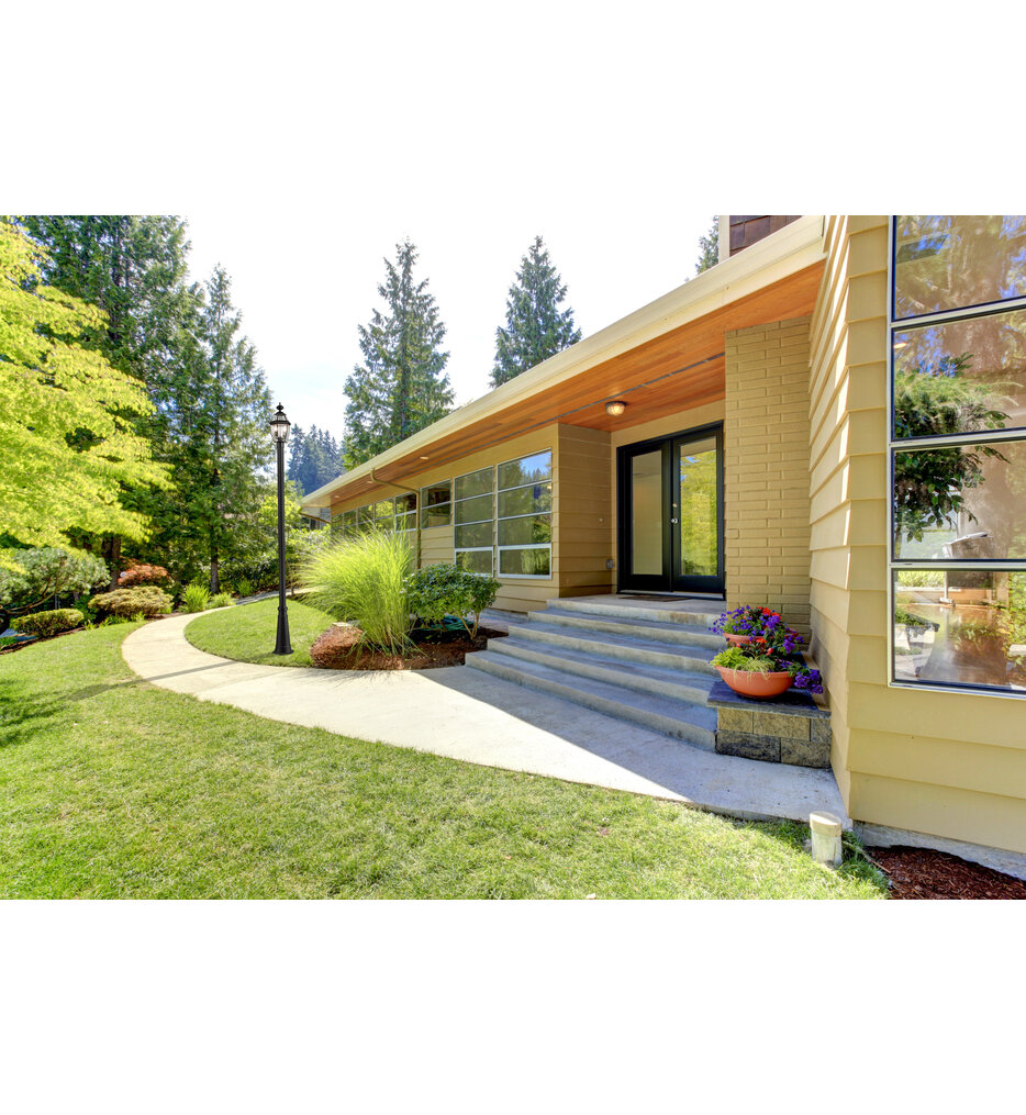 Westover 112.25" Outdoor Post Light