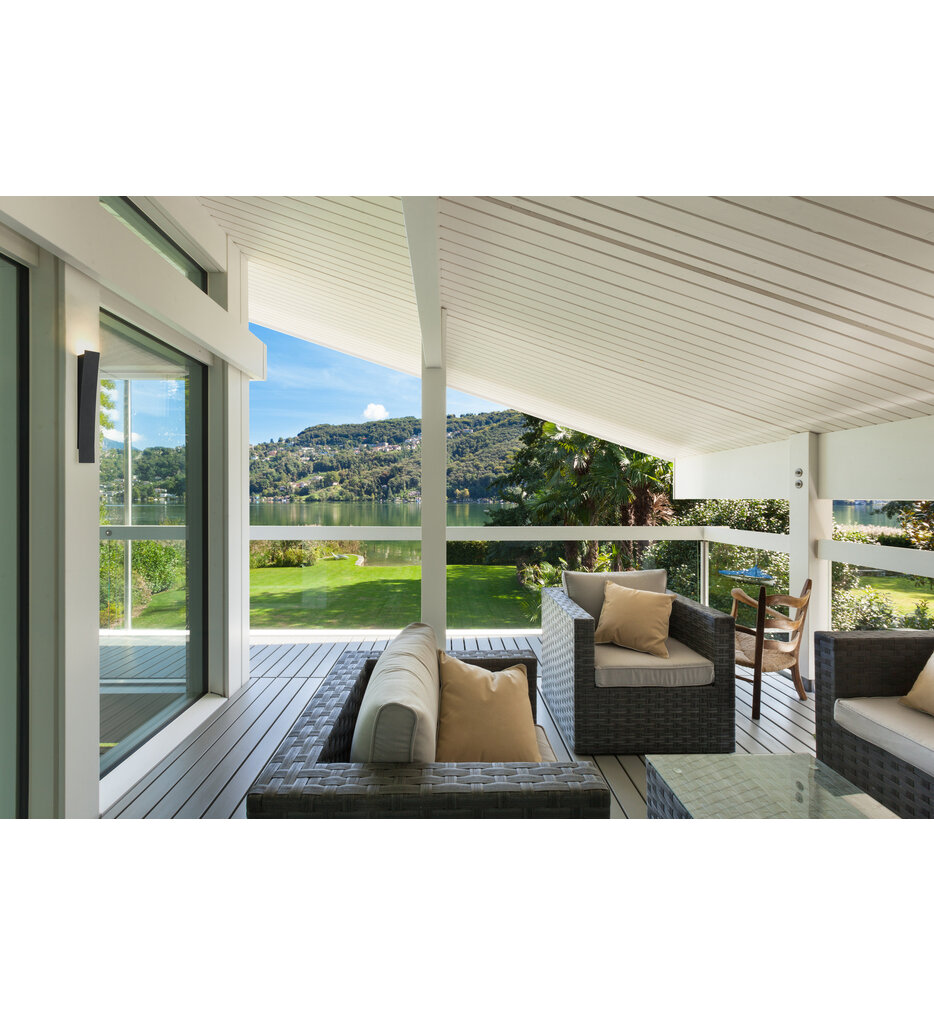 Landrum 18" Outdoor Wall Sconce