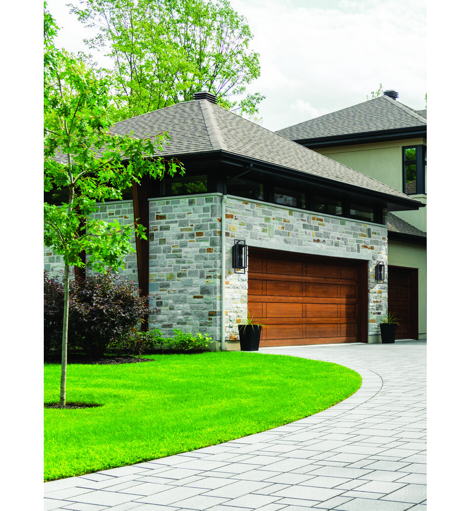 Lucian 21.5" Outdoor Wall Sconce