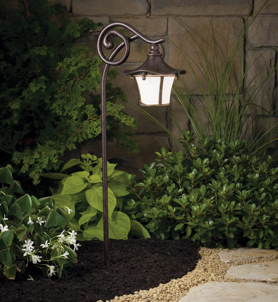 Kichler - 15420AGZ - Cotswold 25" Path Light