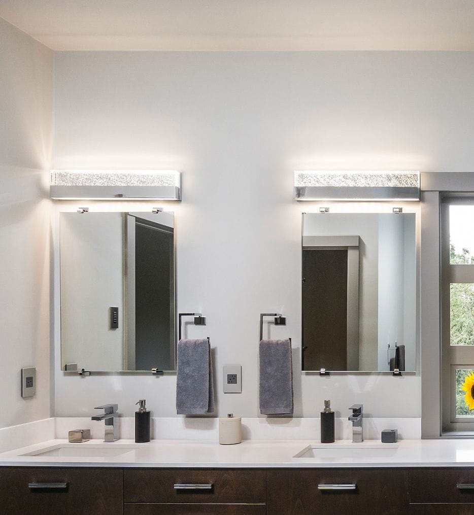 ET2 - E22757-89PC - Fizz III 24" Bath Vanity Light