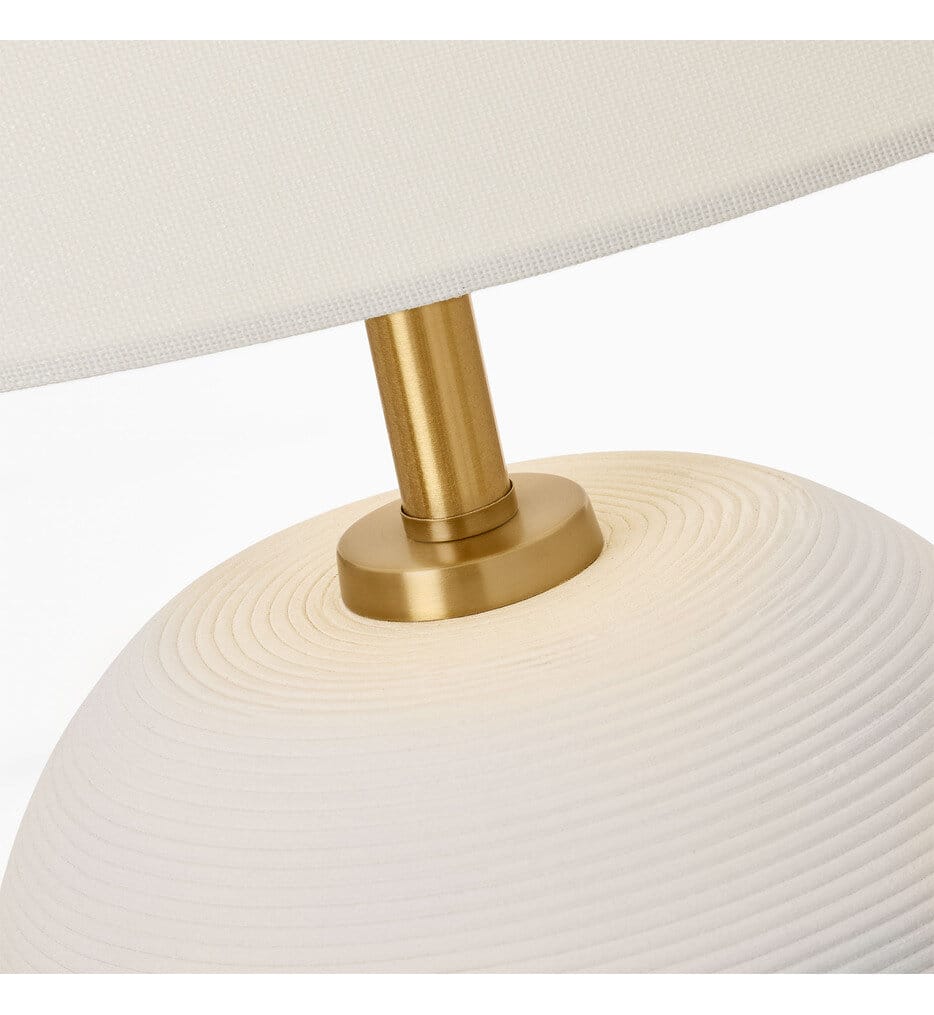 Visual Comfort Studio - Hable - Fanny 28.125" Table Lamp