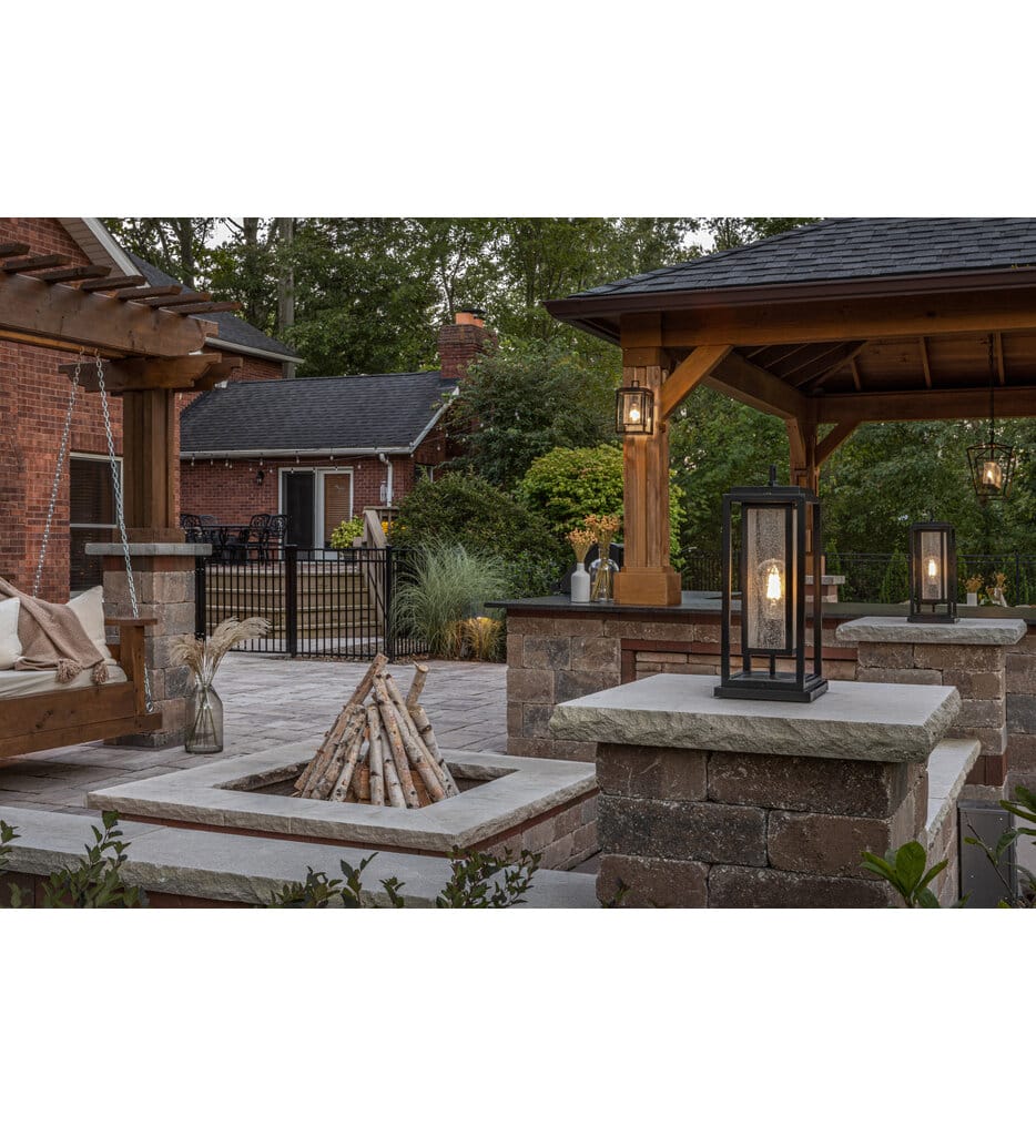 Hinkley Lighting - Republic 16.5" Pier Mount
