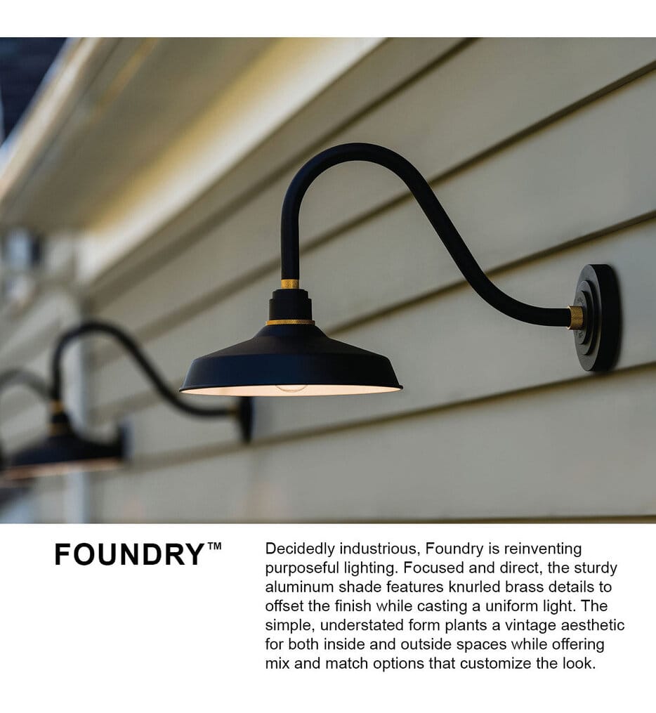 Hinkley Lighting - Foundry Classic 17.25" Outdoor Wall Sconce