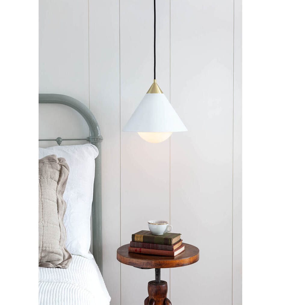 Regina Andrew - Hilton 11.75" Pendant