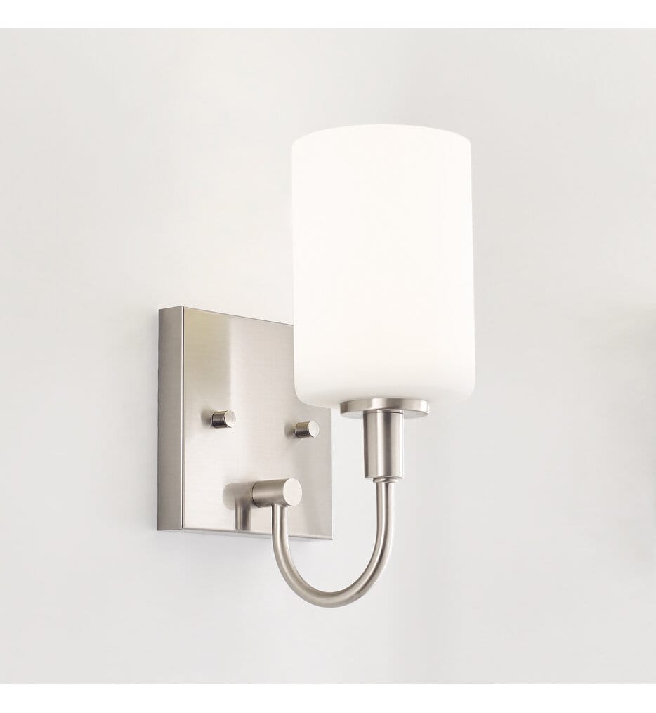 Visual Comfort Studio - Oak Moore 10" Wall Sconce