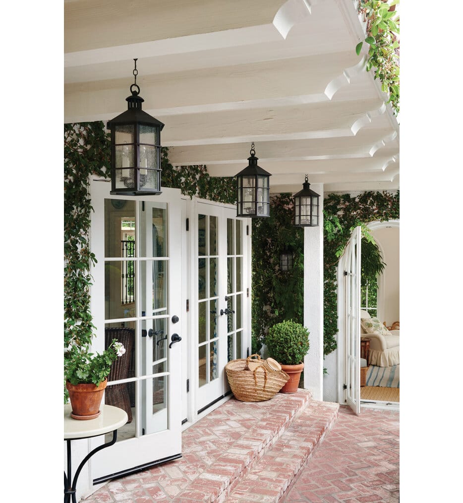 Troy Lighting - F2526-FRN - Lake County 25.75" Outdoor Pendant