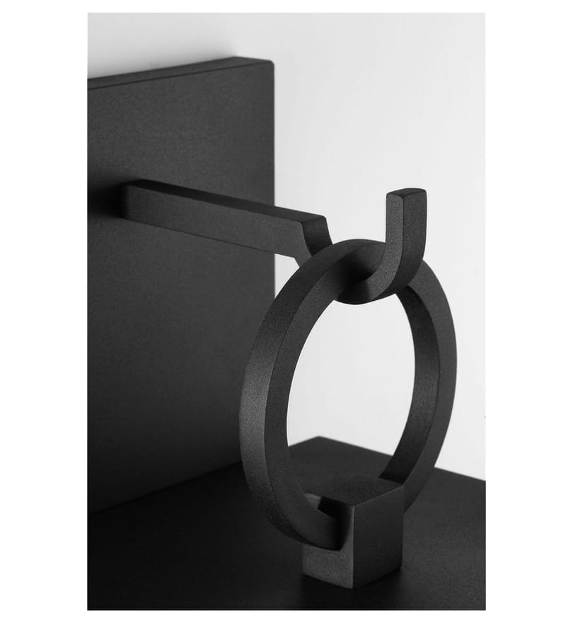 Visual Comfort Studio - SLO1401TXB - Sesha 30.38-inch Outdoor Wall Sconce by Visual Comfort Studio - Image 4