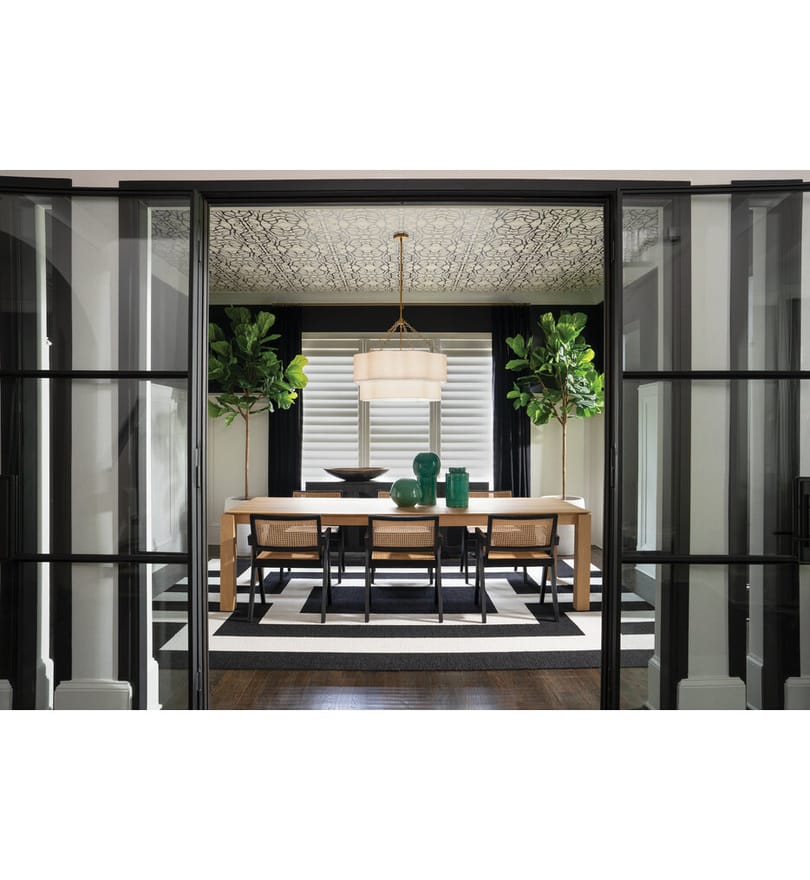 Hinkley Lighting - 47735LCB - Gwen 32" Chandelier by Hinkley Lighting - Image 3