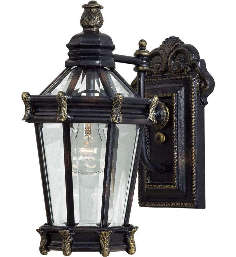 The Great Outdoors - 8937-95 - Stratford Hall 15.25" Outdoor Wall Light by The Great Outdoors